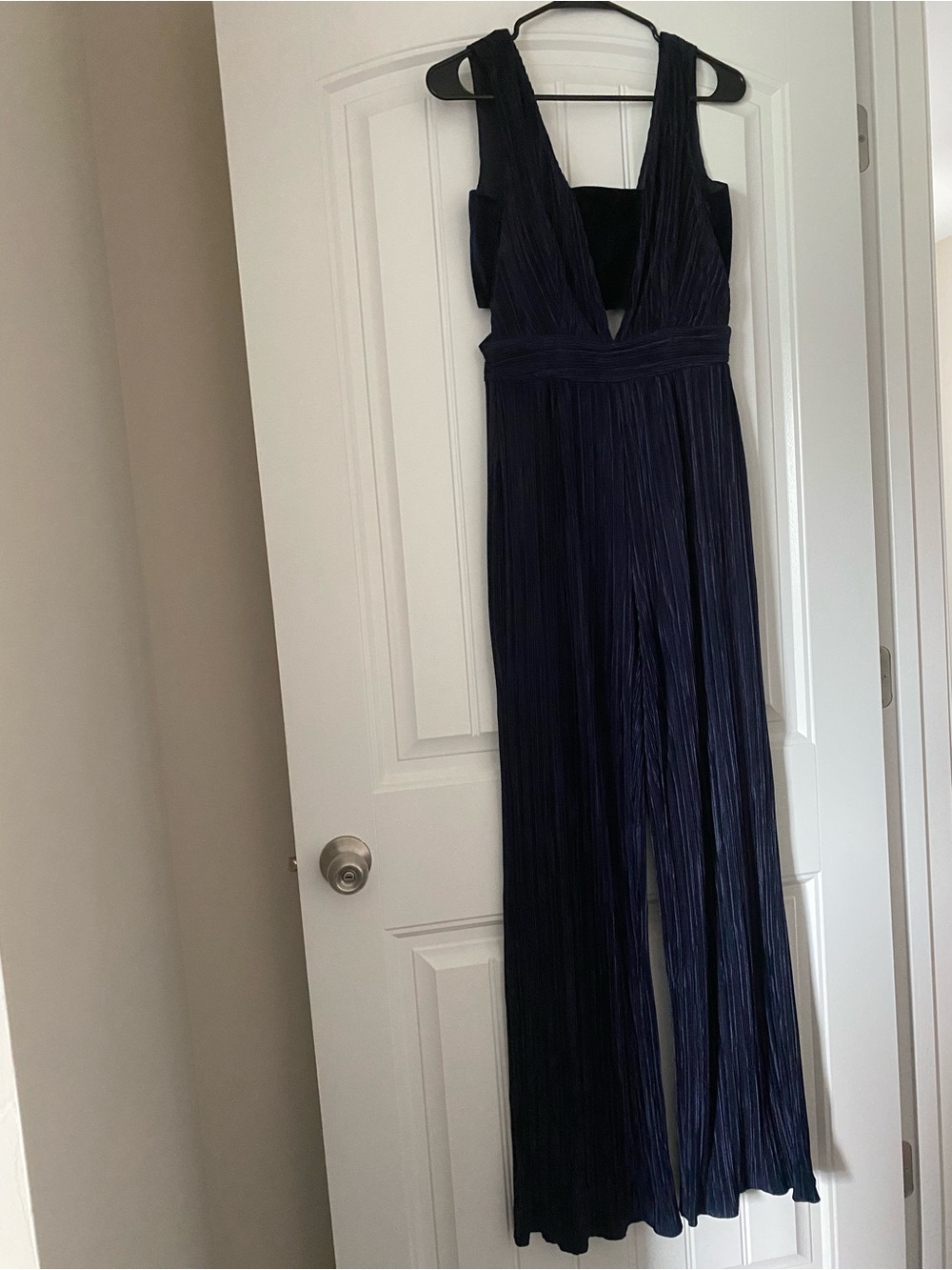 Gianni Bini Navy Plissé Deep V Jumpsuit